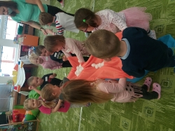 Sluníčka a Stavitel mostů