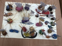 Koť&aacute;tka a Chlup&aacute;ček ježek