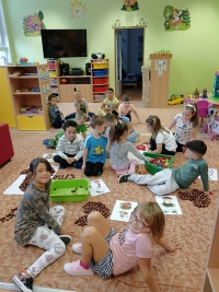 V ř&iacute;jnu u SO na houb&aacute;ch